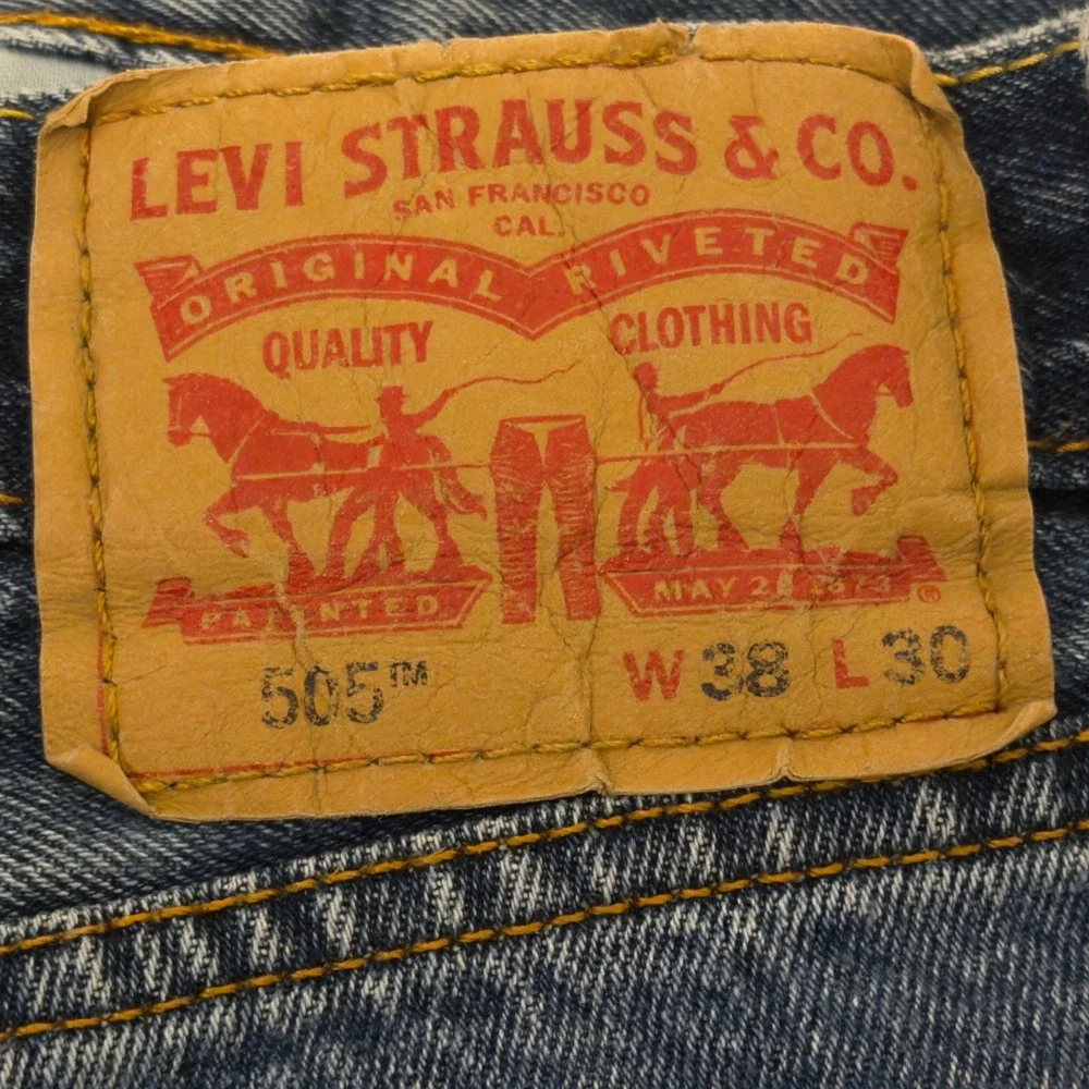 Levis 505 Regular Fit Straight Leg Mens Blue Denim Jeans 38x30‎ Medium Wash